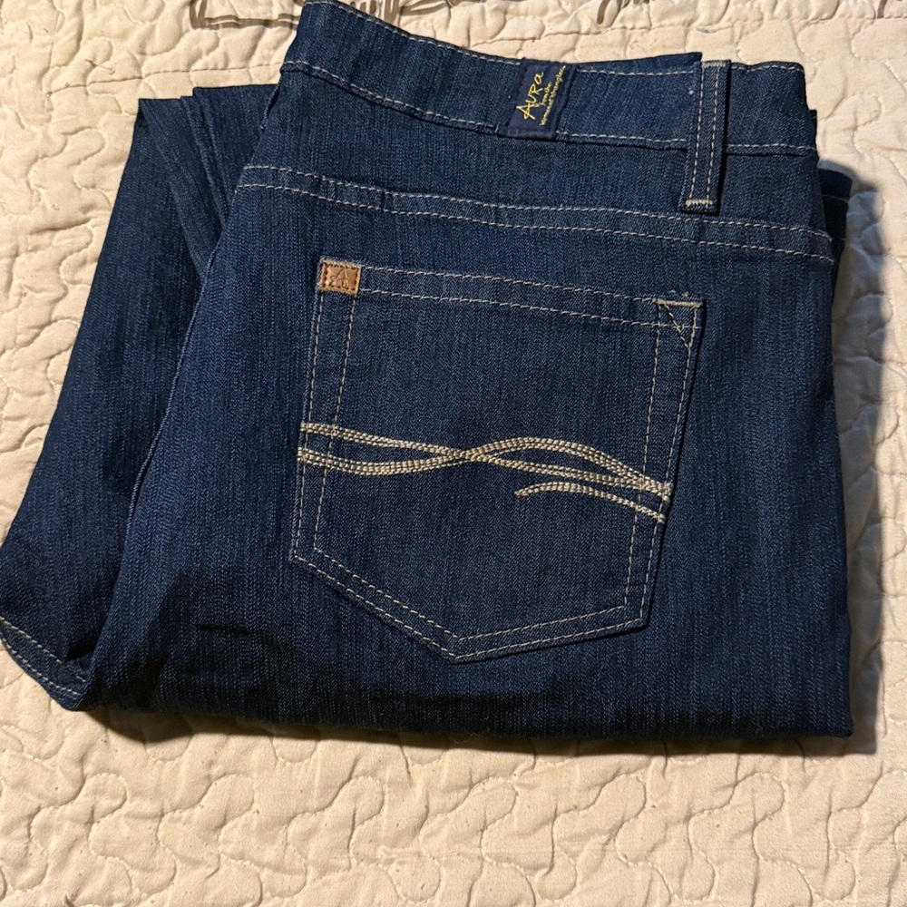 Wrangler Aura WUT74MB